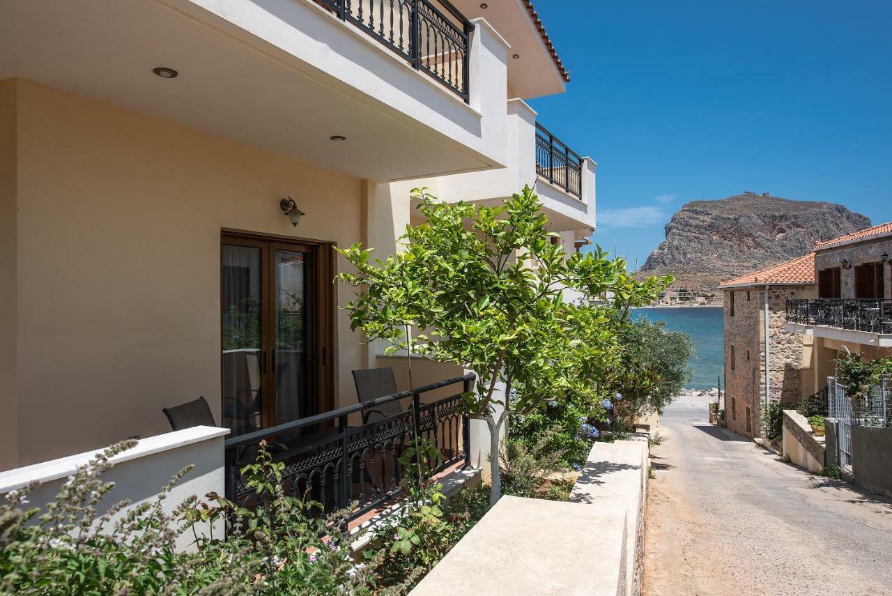Cyrenia Guesthouse Монемвазия Экстерьер фото